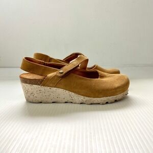 OTBT Prog Slingback Wedge Clogs Beige Camel Tan Suede Leather Womens 7